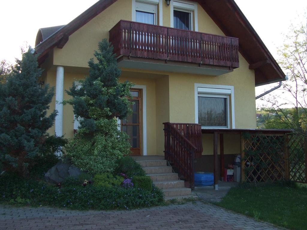 Dorina Apartman Zalakaros Exterior foto
